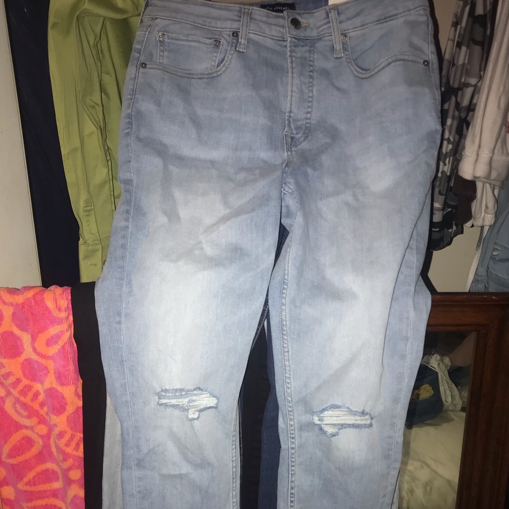 Assembly label ripped jeans